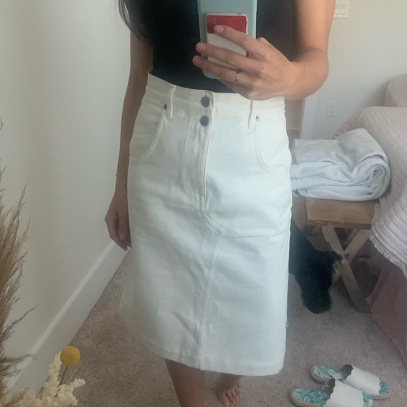 White Denim FRAME skirt - Picture 12 of 13